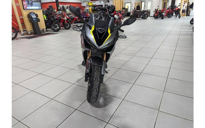 2023 Honda CBR500R