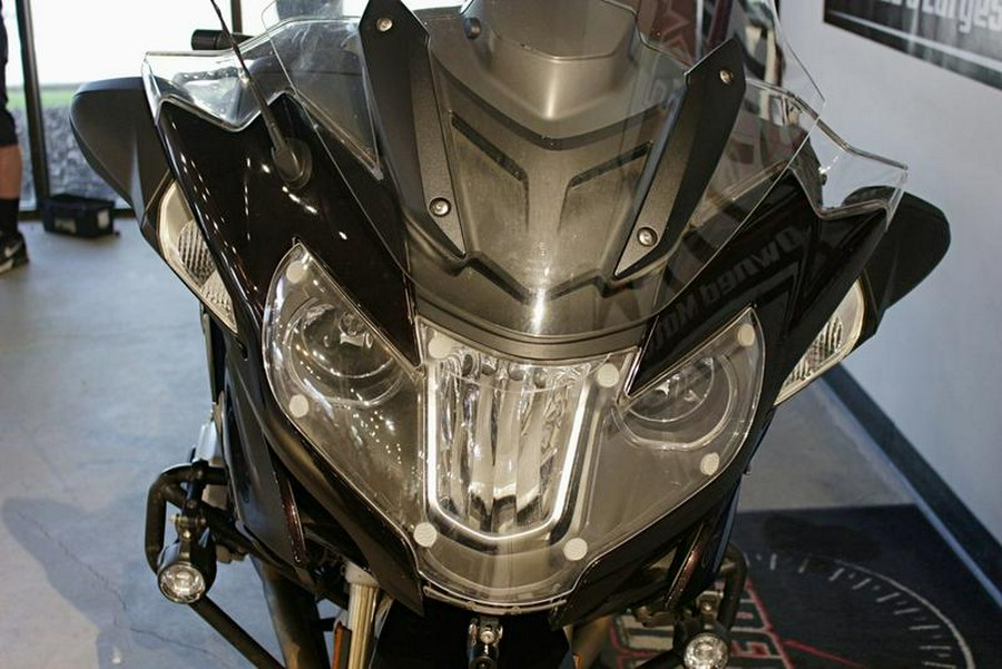 2016 BMW R 1200 RT Ebony Metallic