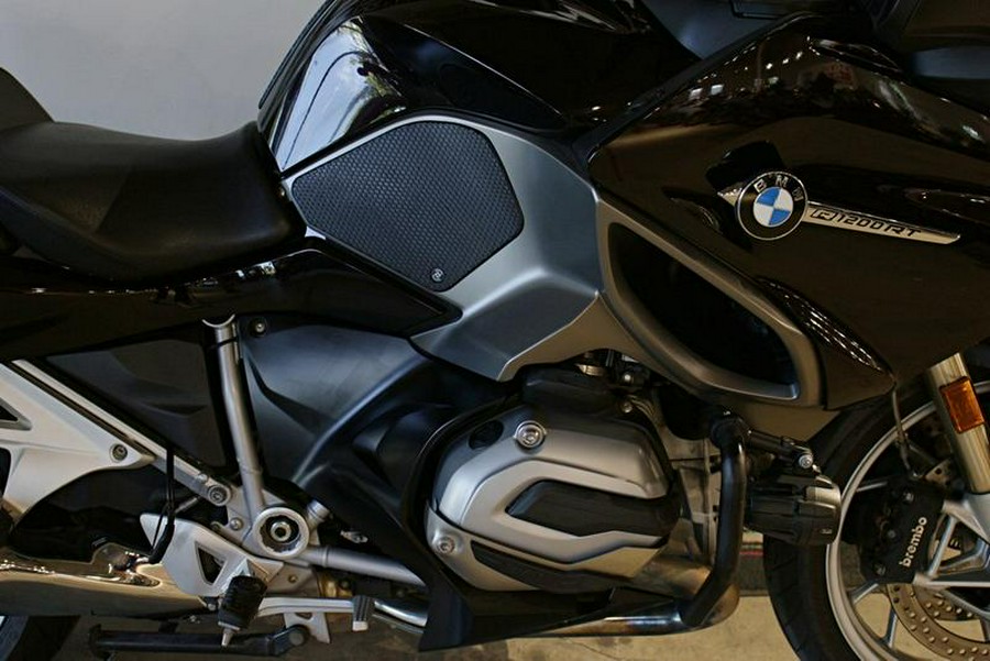 2016 BMW R 1200 RT Ebony Metallic