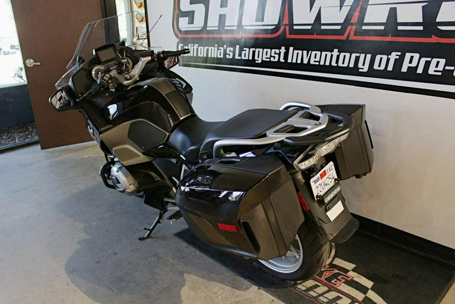 2016 BMW R 1200 RT Ebony Metallic