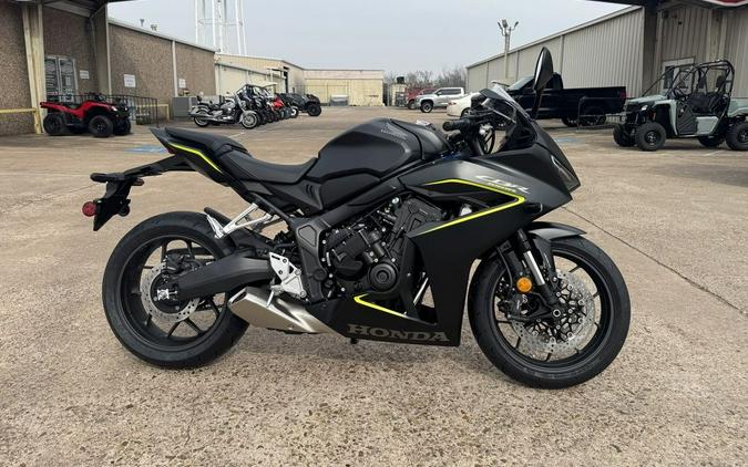2026 Honda® CBR650R E-Clutch