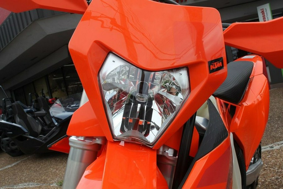 2027 KTM XC 300 W