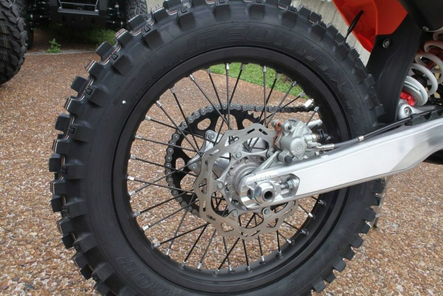 2027 KTM XC 300 W