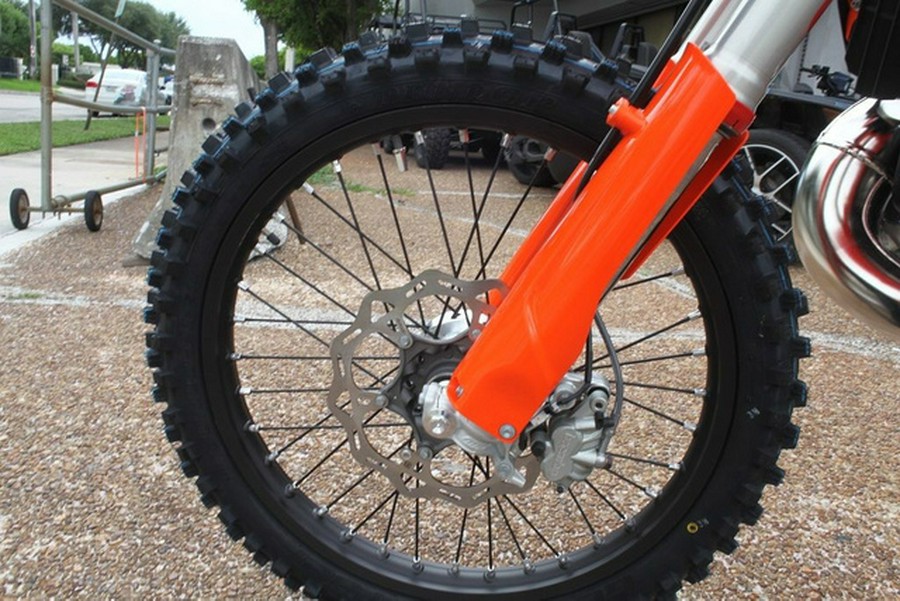 2027 KTM XC 300 W