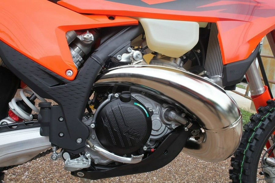 2027 KTM XC 300 W