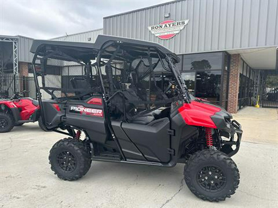 2024 Honda Pioneer 700-4 Deluxe