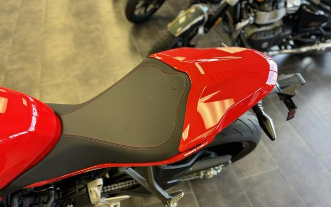 2024 Ducati Supersport 950 S Red