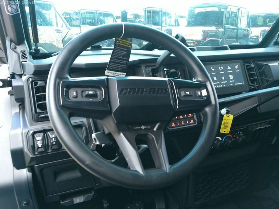 2026 Can-Am® Defender MAX LONE STAR CAB HD11