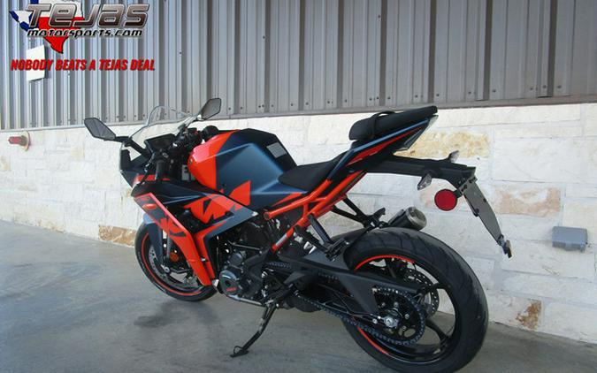 2023 KTM RC 390