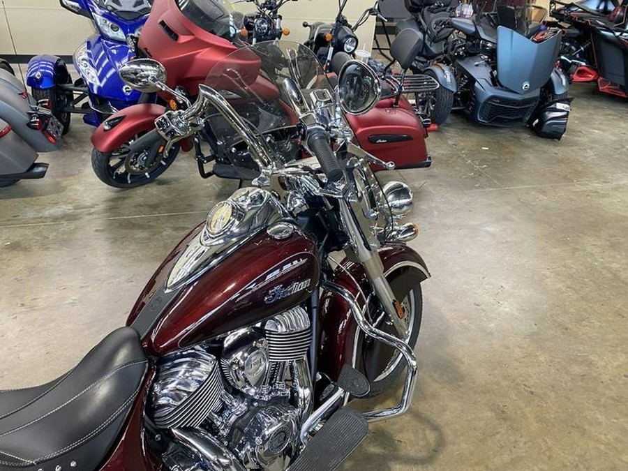 2022 Indian Motorcycle® Springfield® Maroon Metallic/Crimson Metallic