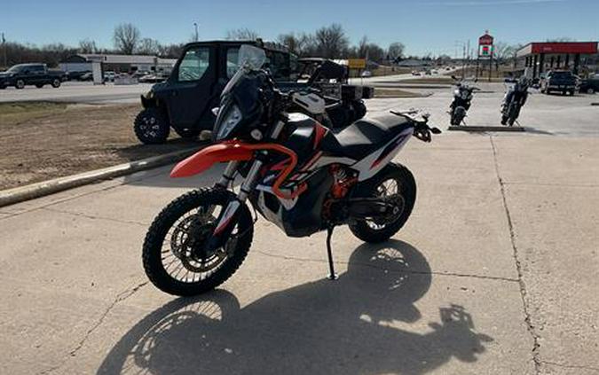 2022 KTM 890 Adventure R