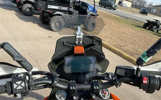 2022 KTM 890 Adventure R