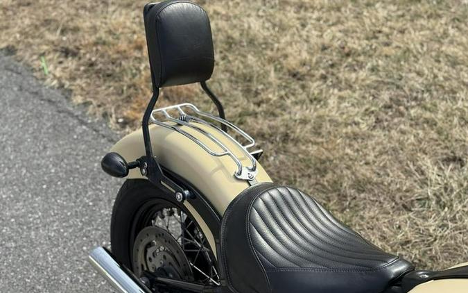 2015 Harley-Davidson® FLS - Softail Slim®