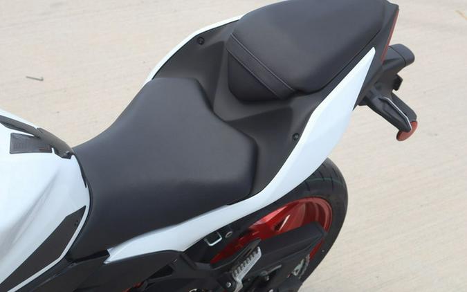 2026 Kawasaki Z500 SE ABS