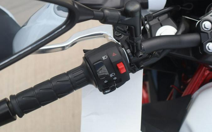 2026 Kawasaki Z500 SE ABS