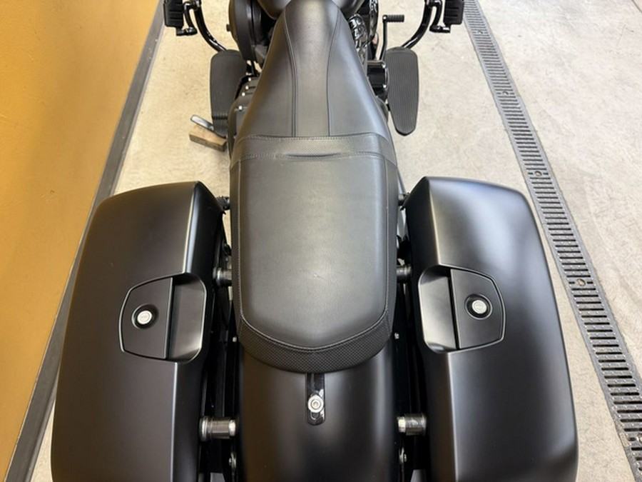 2019 Indian Chieftain Dark Horse Thunder Black Smoke Dark Horse Bronze Smoke