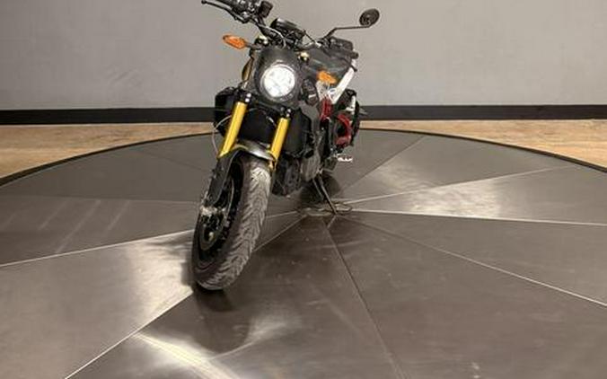 2022 Indian Motorcycle® FTR R Carbon Carbon Fiber