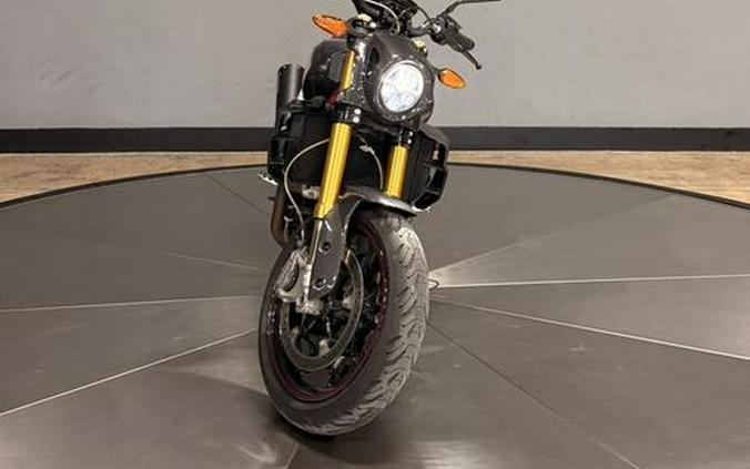 2022 Indian Motorcycle® FTR R Carbon Carbon Fiber