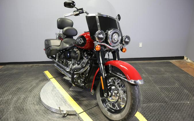 2020 Harley-Davidson Heritage Classic 114 Billiard Red/Vivid Black