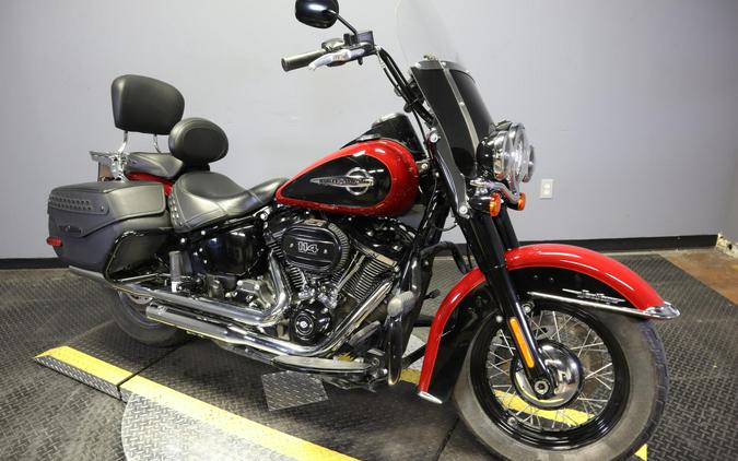 2020 Harley-Davidson Heritage Classic 114 Billiard Red/Vivid Black