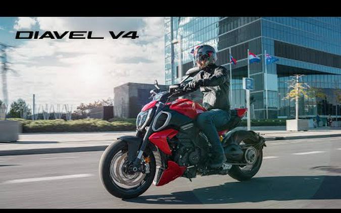 2023 Ducati Diavel V4 First Look [A Dozen Fast Facts + 28 Photos]