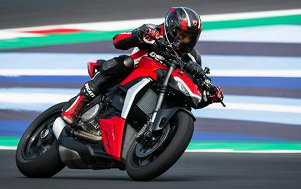 2023 Ducati Streetfighter V2