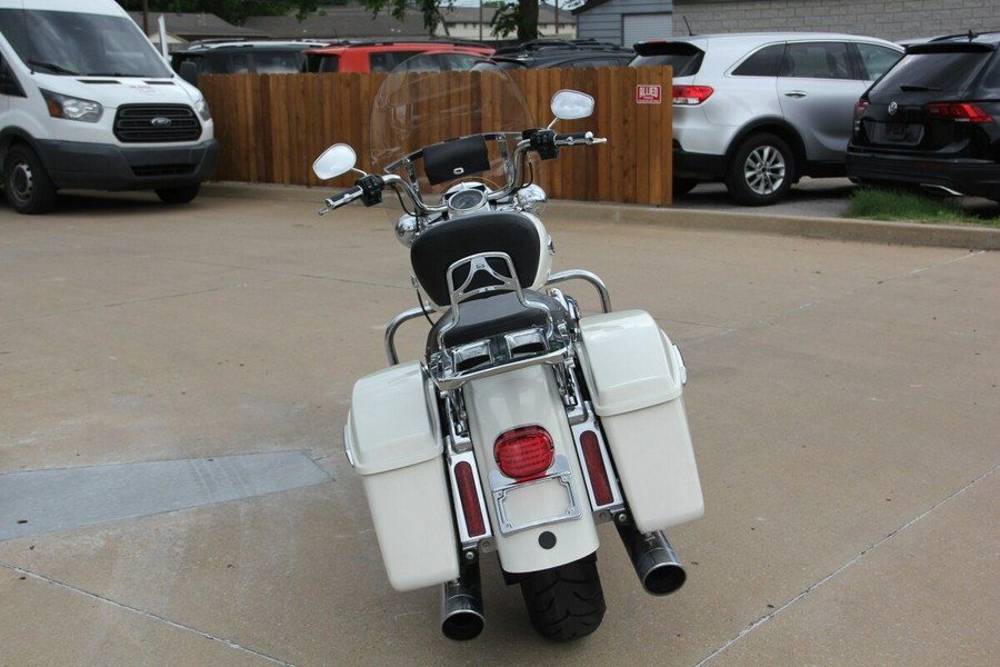 2015 Harley-Davidson Road King Classic