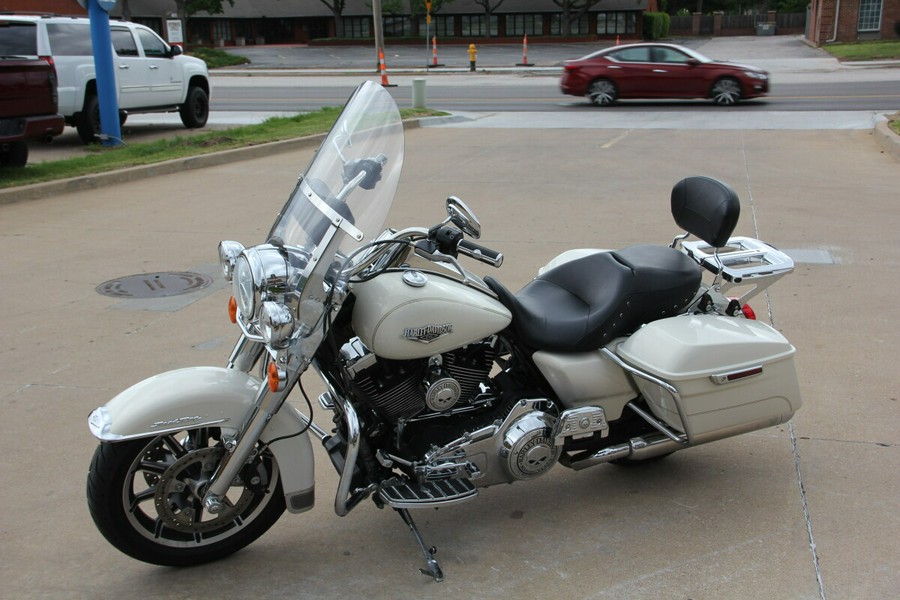 2015 Harley-Davidson Road King Classic