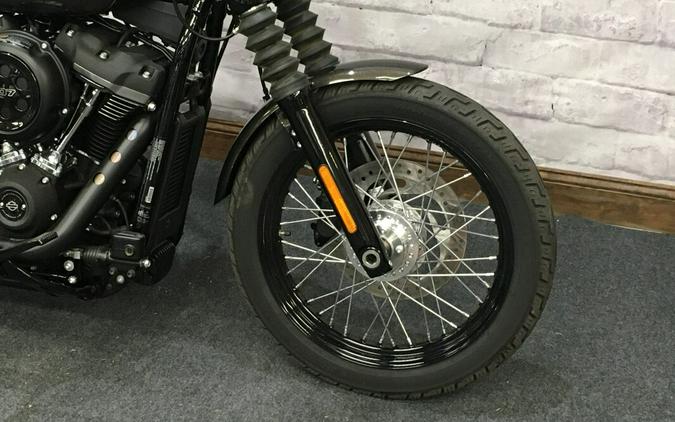 2020 Harley-Davidson Street Bob River Rock Gray FXBB