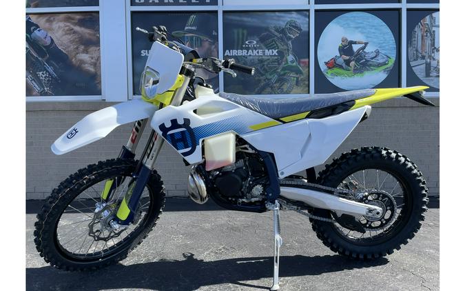 2024 Husqvarna TE 300 Pro First Look [9 Fast Facts]