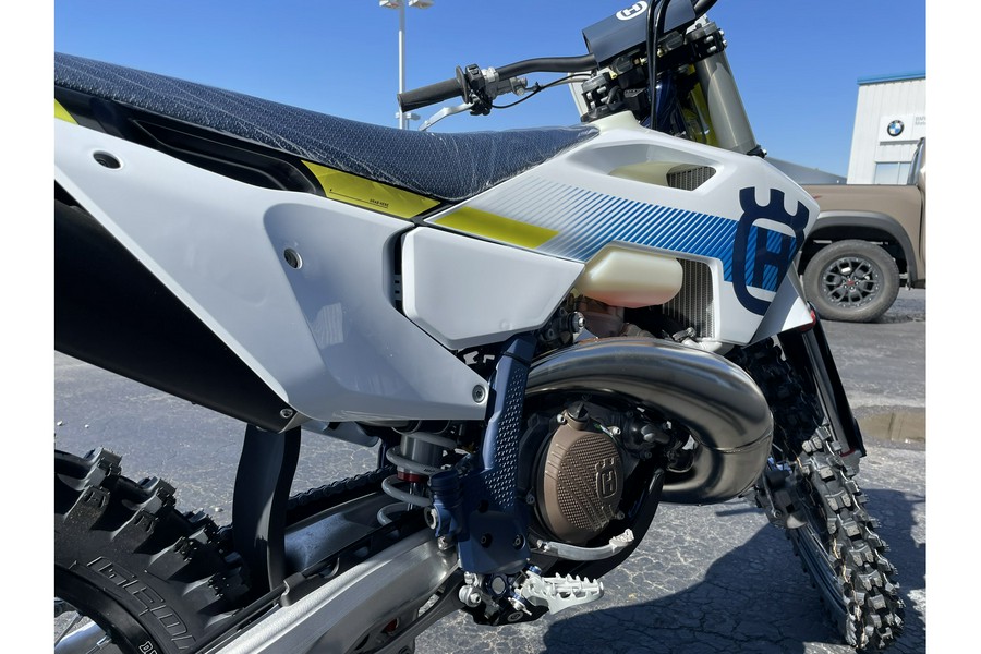 2024 Husqvarna Motorcycles TE 300