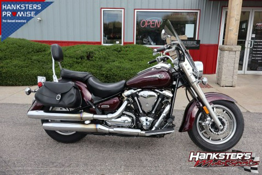 2005 Yamaha Road Star (Cast Wheel)