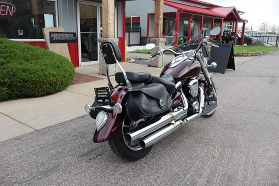 2005 Yamaha Road Star (Cast Wheel)