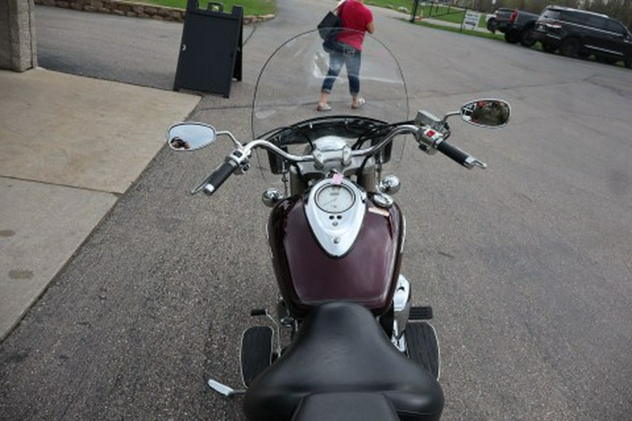 2005 Yamaha Road Star (Cast Wheel)