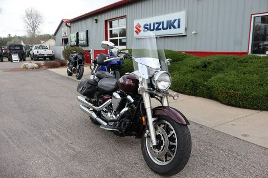 2005 Yamaha Road Star (Cast Wheel)