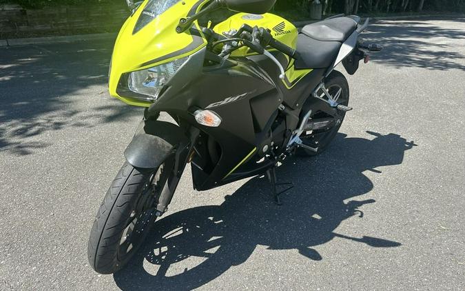 2016 Honda CBR® 300R