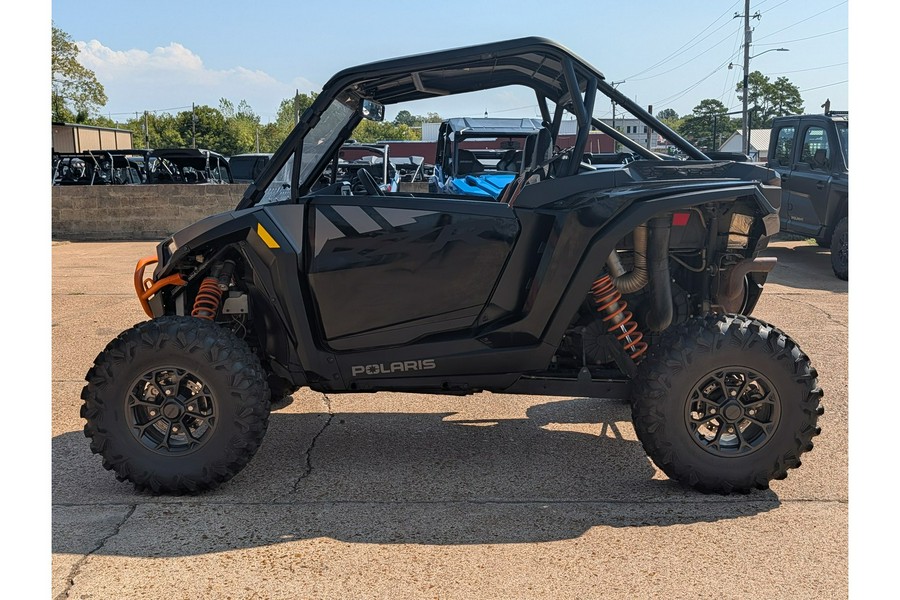 2024 RZR XP 1000 ULTIMATE - Polaris