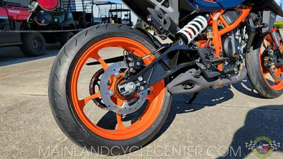 2024 KTM 390 Duke