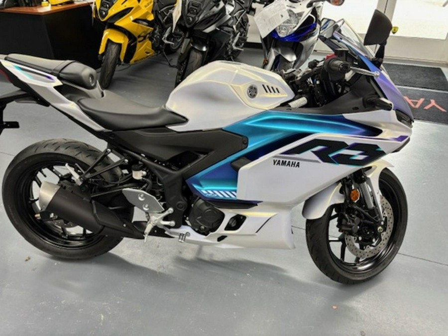 2025 Yamaha YZF R3