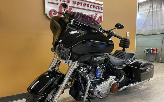 2022 Harley-Davidson FLHX - Street Glide