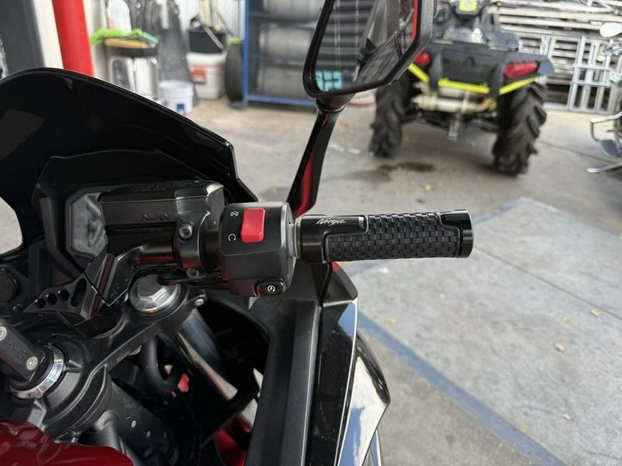 2022 Kawasaki Ninja® 650 ABS Metallic Matte Graphenesteel Gray