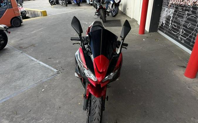 2022 Kawasaki Ninja® 650 ABS Metallic Matte Graphenesteel Gray