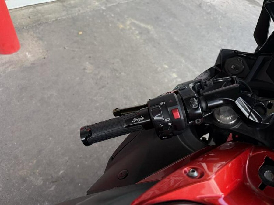 2022 Kawasaki Ninja® 650 ABS Metallic Matte Graphenesteel Gray