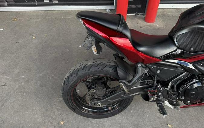 2022 Kawasaki Ninja® 650 ABS Metallic Matte Graphenesteel Gray