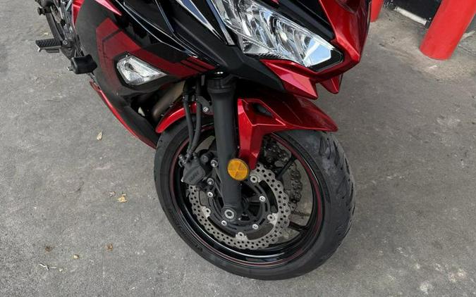 2022 Kawasaki Ninja® 650 ABS Metallic Matte Graphenesteel Gray