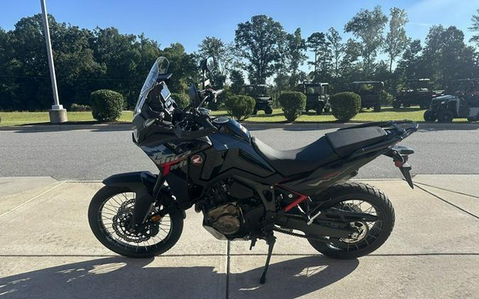 2025 Honda Africa Twin DCT