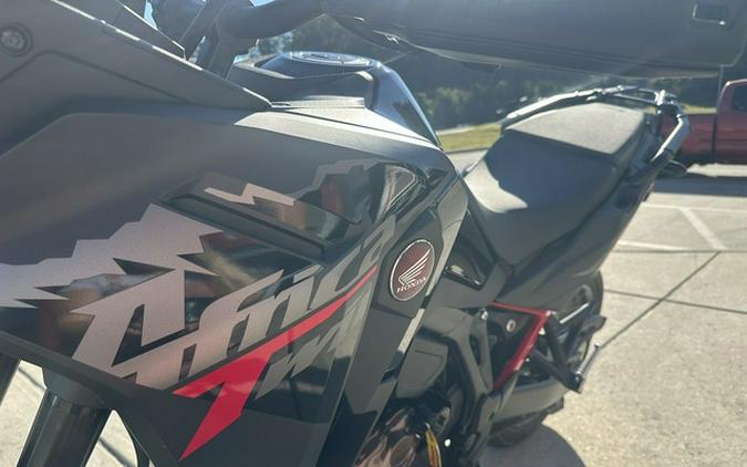 2025 Honda Africa Twin DCT
