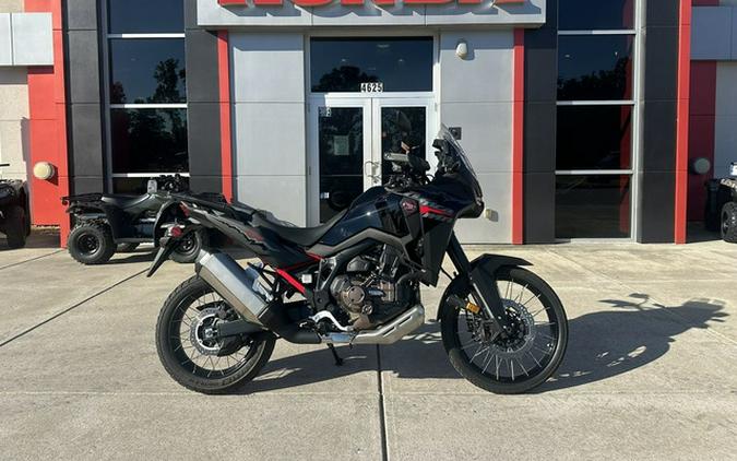 2025 Honda Africa Twin DCT