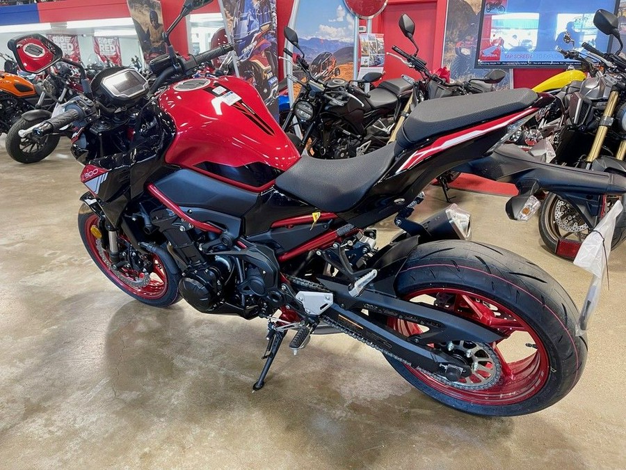 2024 Kawasaki Z900 ABS Candy Persimmon Red/Ebony