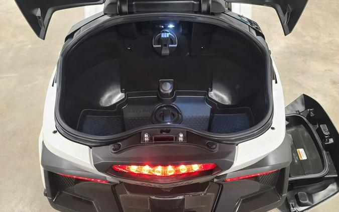 2026 Can-Am Spyder RT Limited Platine